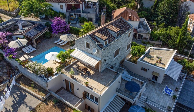 Stunning home in Zman