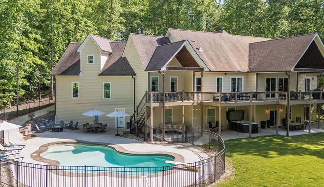 Stunning Home on Norris Lake- Custom Inground Pool and Dock Access! Book now!