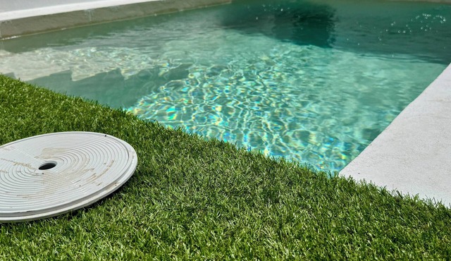 Stunning Home : Private Pool : WiFi : 3BR