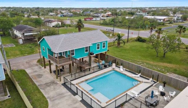 Stunning Home with Expansive Pool & Game Room