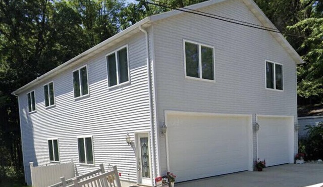 Stunning home with huge game room plenty of space for relaxing and fun.Sleeps 14