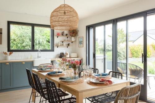 Stunning home with pool and jacuzzi near Vitré & Fougères