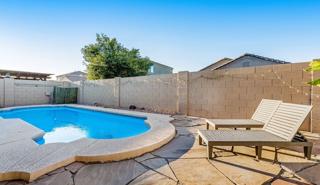 Stunning home with pool, patio, grill, central AC & washer/dryer