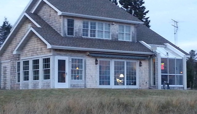 Stunning House on the Bay in the Beautiful Upper Penninsula of Michigan