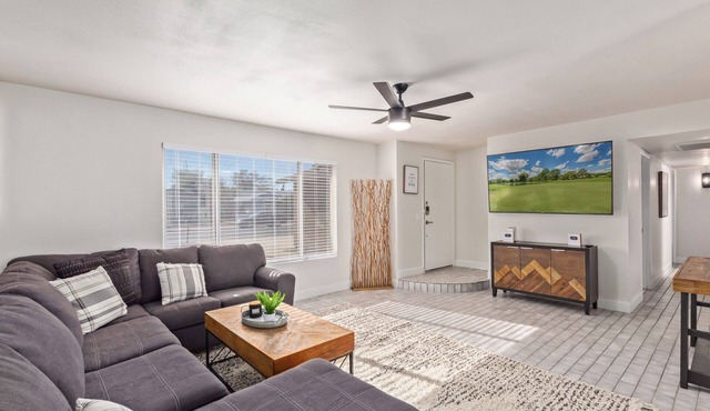 Stunning Hunter Single Family Home in the Heart of Mesa