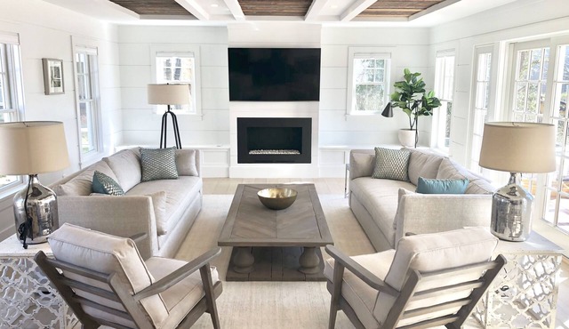 Stunning In-Town Home With Stone Hot Tub - Plunge Pool