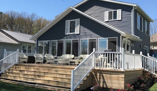 Stunning lake front home & everything is new! Direct access to Nettle Lake!