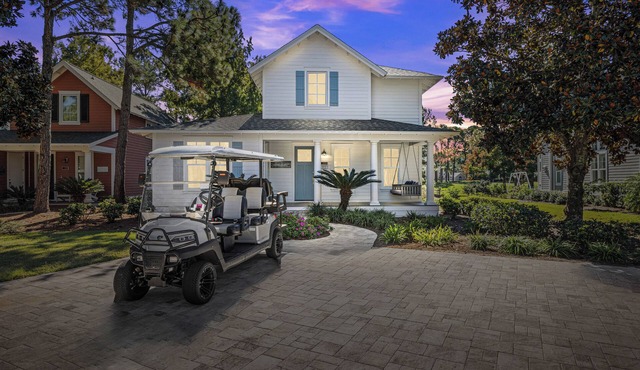 STUNNING LAKE&GOLF COURSE VIEW-golf cart~pool&Hot tub~FREE ACTIVITIES