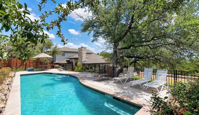 Stunning Lake Travis Estate w/Spectacular Pool