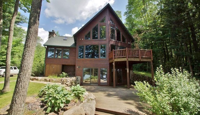 Stunning Lakefront Home- Amazing 5,500 acre Lac Courte Oreilles Lake