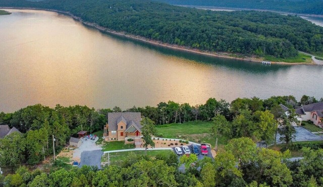 Stunning Lakeview Games Firepit
