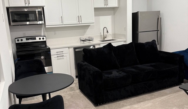 Stunning Lakeview Home Peaceful Stay in a Private Gated Community