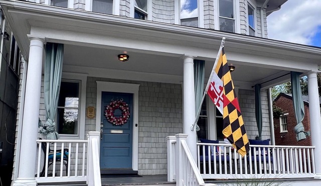 Stunning, Large Historic Annapolis Home, Steps to Downtown, Private Driveway!