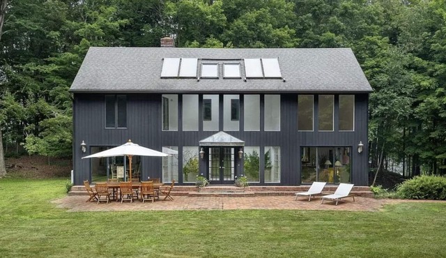 Stunning Light-Filled Contemporary Home on 7 Acres