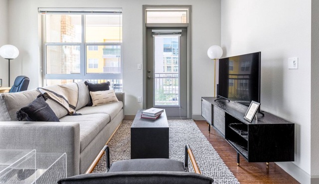 Stunning LoDo 2BR w/ Pool, Gym, 1 block from Union Station, by Blueground