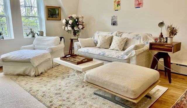 Stunning Loft with Views of City and Sunsets over Manhattan!