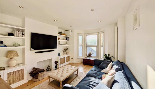 Stunning London Apartment with private patio