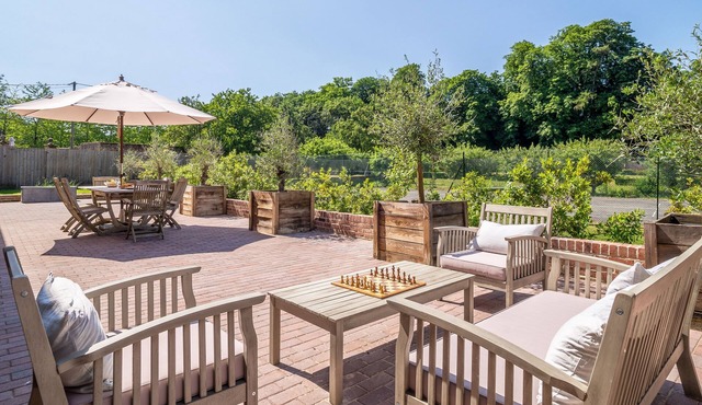 Stunning luxury cottage in historic country estate - Belchamp Hall Stables