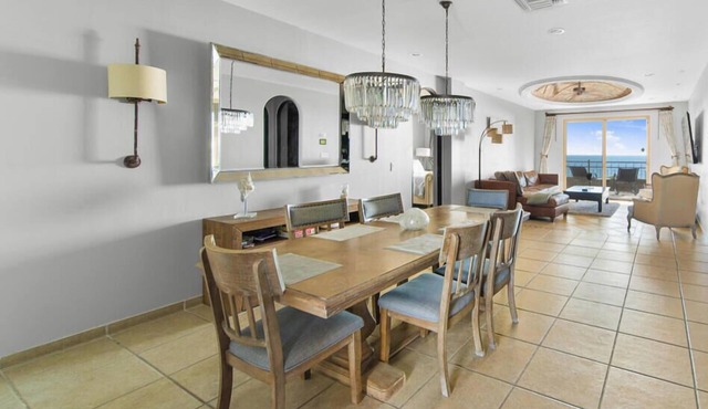 Stunning Luxury 2BR/2BA Condo at Bella Sirena - With Underground Parking Space!