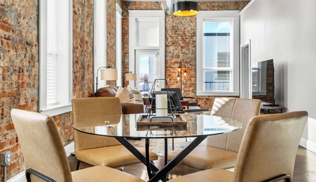 Stunning Luxury Industrial Vintage 1 Bedroom Apartment