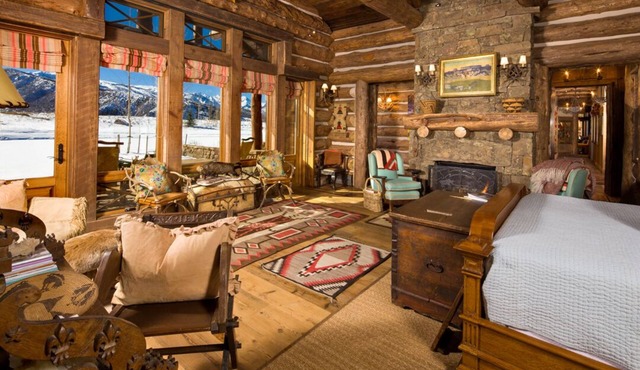 Stunning Mclain Flats Estate