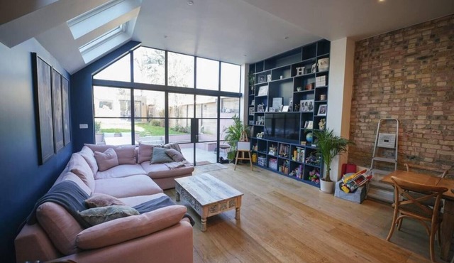 Stunning Modern 5-Bed House in Central London