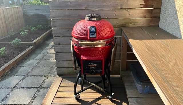 Stunning Modern Beach House with Swimming Pool and Spectacular Sunsets