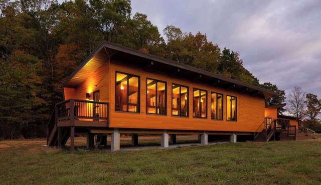 Stunning Modern Private Cabin at River Mountain Resort