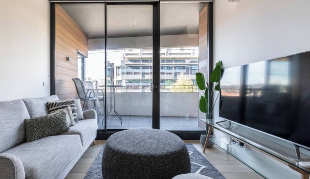 Stunning Modern Style with a Gym Pool and Spa