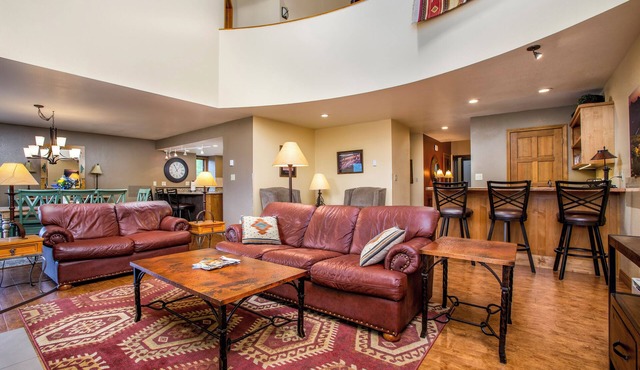 Stunning Mountain Views! Newly Remodeled End Unit With Rare Oversized Deck!