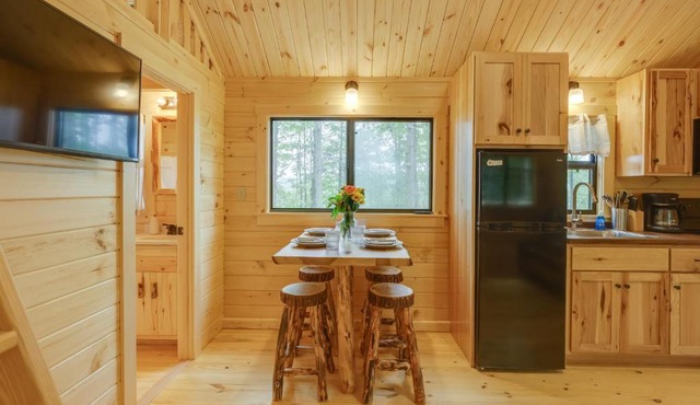 Stunning Mtn Views Middlebury Center Retreat!