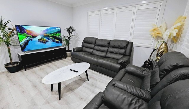 Stunning New 5 BR & 3.5 Bath