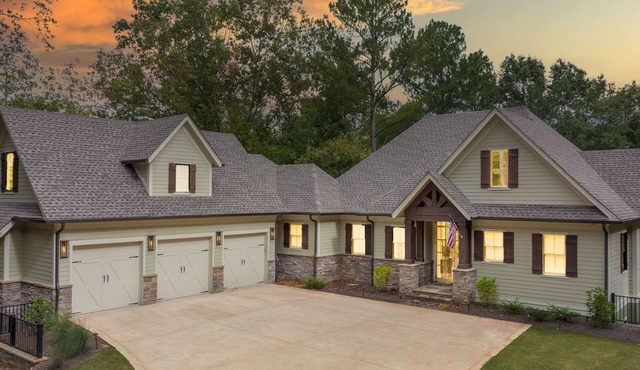 Stunning New Luxury Home -