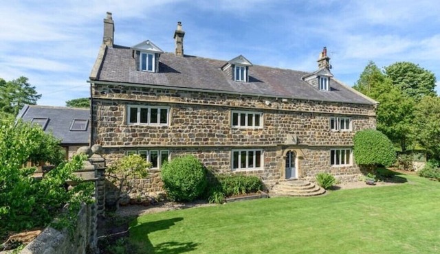 Stunning Northumberland 10 Bed House with Hot Tub