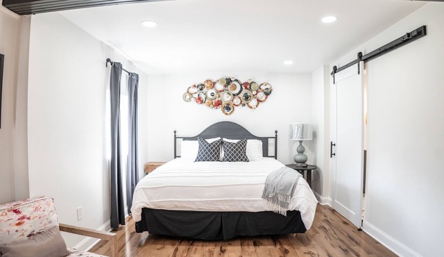 Stunning Oasis - Attractions Nearby. 2 miles Old Town Alexandria