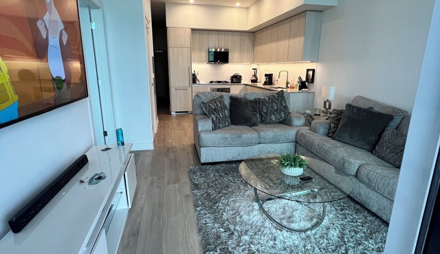 Stunning Ocean View Penthouse 1bd 2br