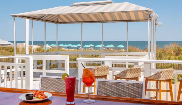 Stunning Ocean View Stay w/Balcony | Outdoor Pool Access | Beach Getaway
