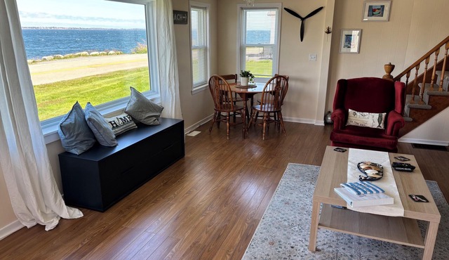 Stunning Ocean Views - Home on Lunenburg Bay