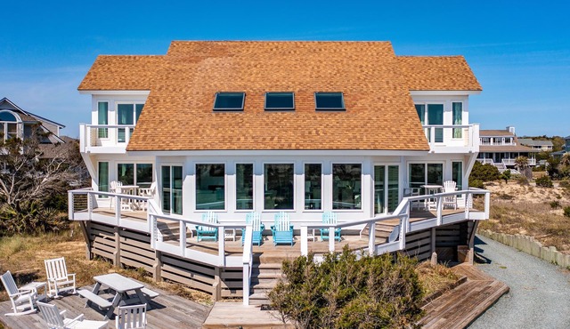 Stunning Oceanfront - Expansive Views - Nightly Sunsets. Near Shops & BHI Club