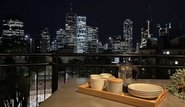 Stunning One Bedroom Unit in the Heart of Kangaroo Point