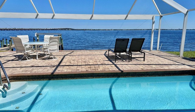 Stunning open water view 3 bedroom house, pool, private dock