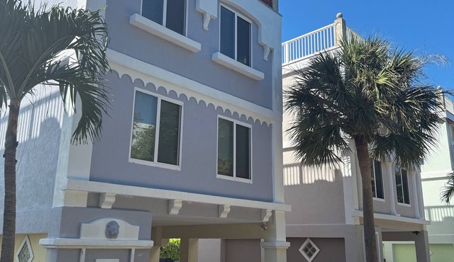 Stunning Panoramic rooftop views from this gulf side Tuscan style Villa!