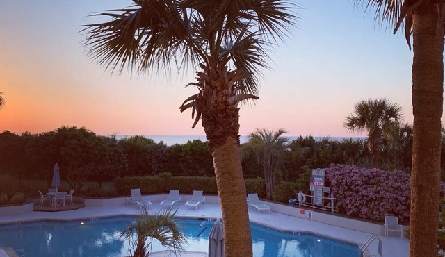 Stunning pool and ocean views await you in this beautiful, convenient condo.