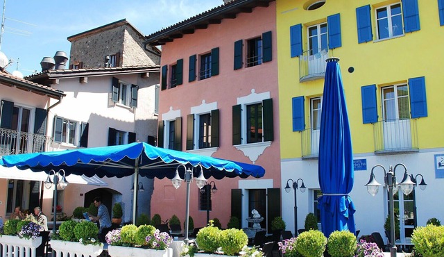 Stunning private villa with WIFI, TV, balcony, pets allowed, panoramic view and parking