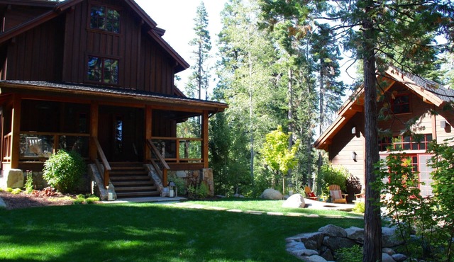 Stunning Private Compound with Hot Tub, Nearby Beach, Flat Lawn, at ski resort