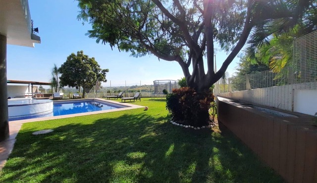 Stunning Private Home with Heated Pool, Jacuzzi, and Garden in Morelos