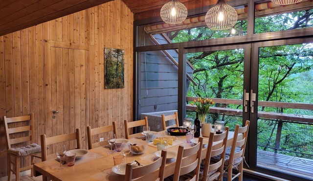 Stunning private villa for 6 people with WIFI, TV and balcony