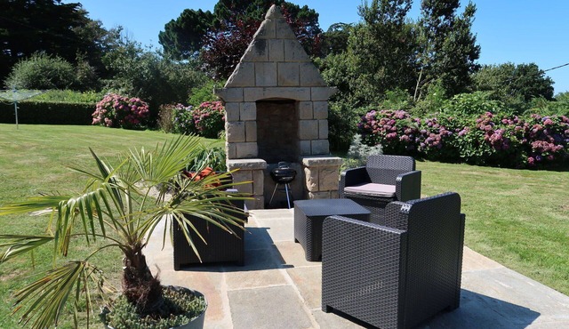 Stunning private villa for 8 guests with WIFI, TV and terrace