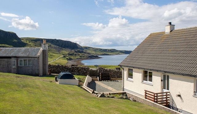 Stunning private villa for 5 guests with WIFI and TV