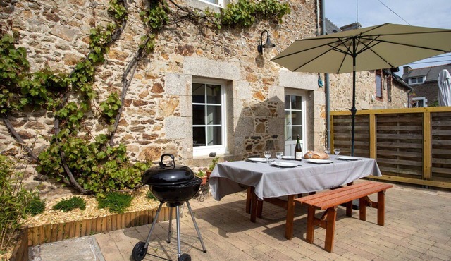 Stunning private villa for 6 people with WIFI, TV and terrace